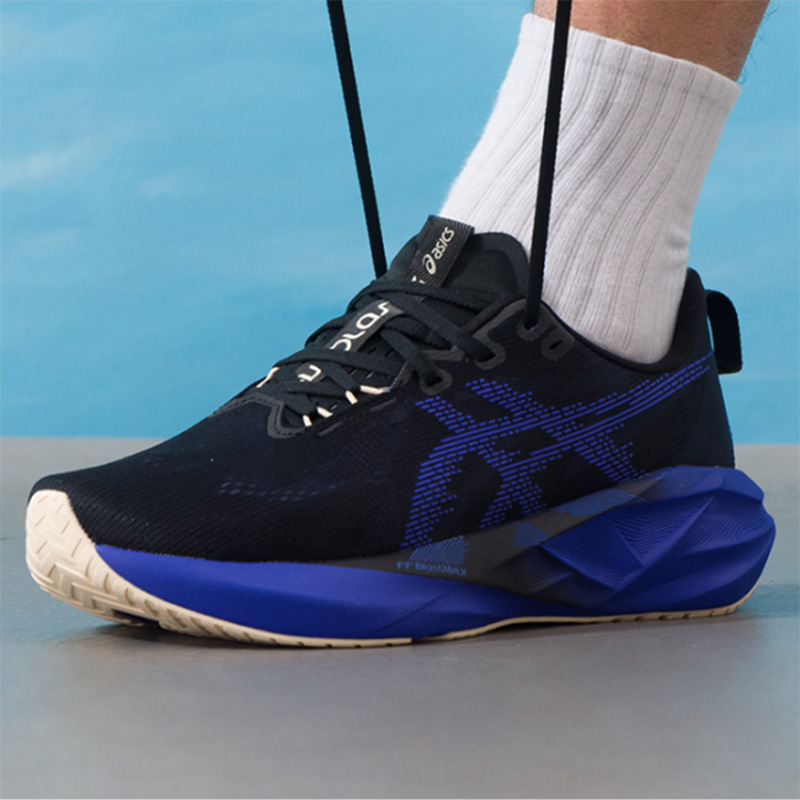 Asics NOVABLAST 5 Black Royal  - Badminton Victory ulasan dan harga